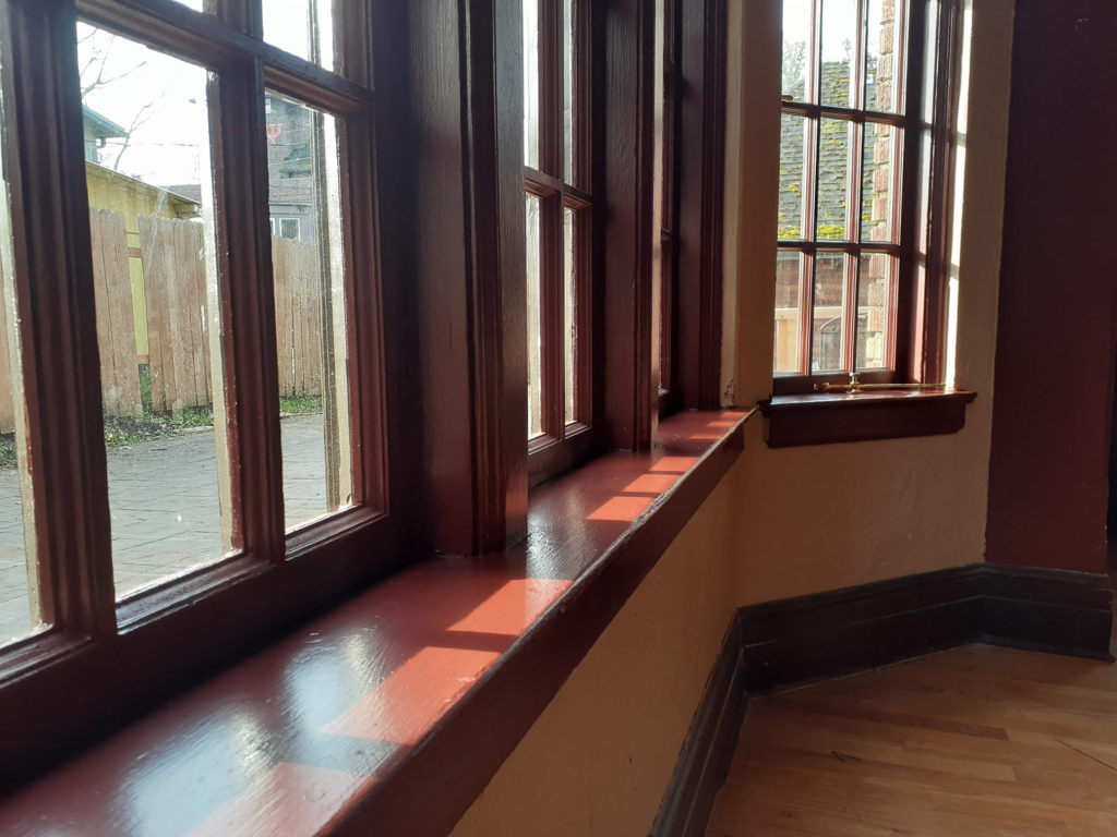 Corvallis Fraternity Interior Window Restoration